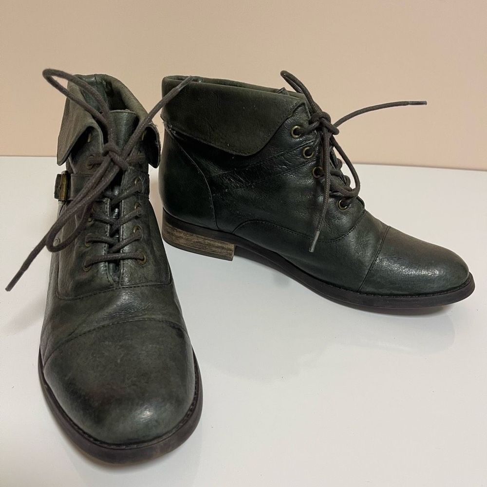 Steve Madden Dark Green Lace-Up Ankle Boots